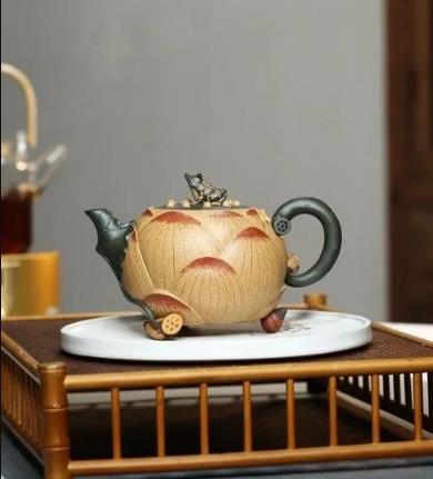 yixing zisha teapot (purple clay teapot)